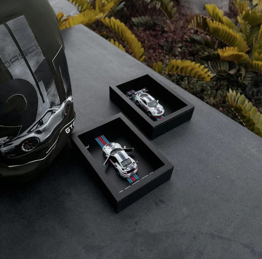 Porsche 911 GT3 RSR With FRAME