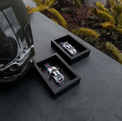 Porsche 911 GT3 RSR With FRAME